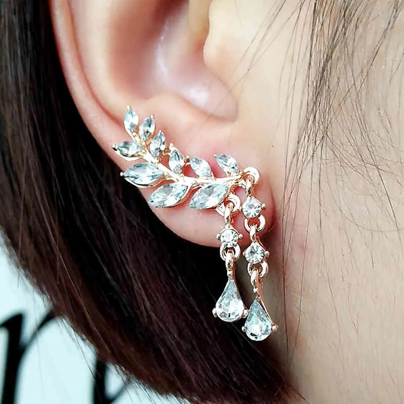 チャームの耳スタッドのクリップリング韓国東大門婦人葉の葉タッセル水滴樹脂合金