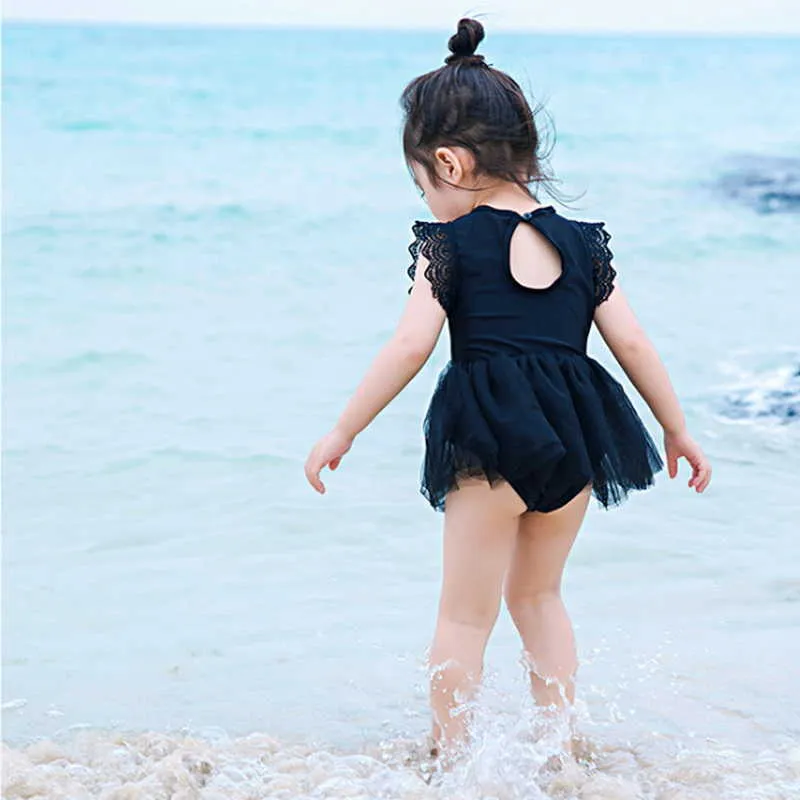 Summer Kids Girls Swimwear Black Lace Sleeves Swimsuit Children Cute Style Spring Clothes E2003 210610