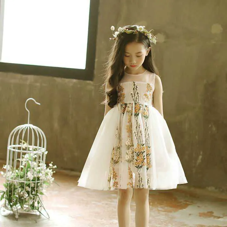 Wholesaleガールズドレス夏の赤ちゃん韓国刺繍フラワープリンセス糸サンドレス子供服E7408 210610