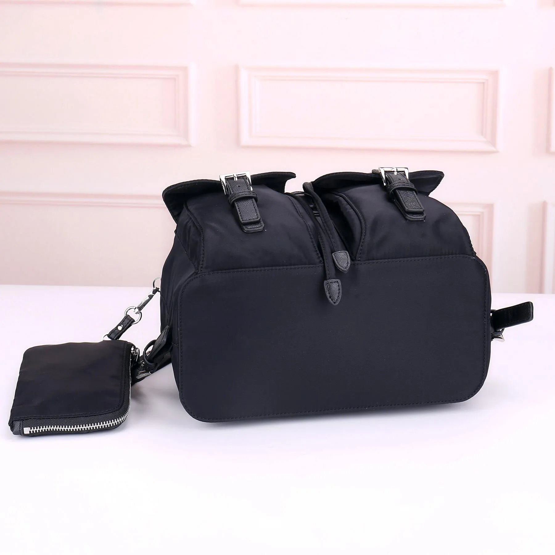 Pacote de mochilas de moda inteira para homens para homens Bolsa de ombro de lona Handbag Bolsa Messenger Bag de paraquedas Fabric229m