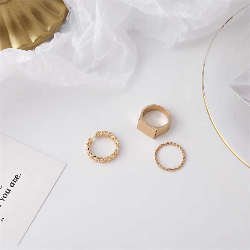 2021 coreano Nuovi anelli a catena rotonda quadrata / set personalità temperamento metallo coppia ad anello regalo di moda festa x0715