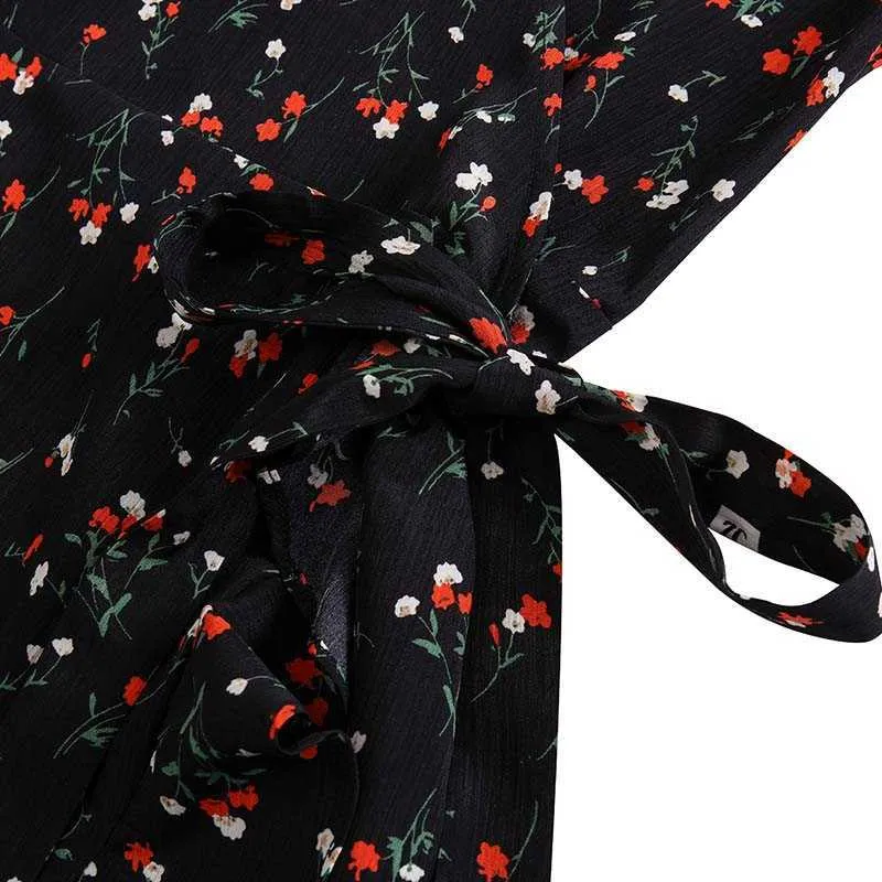 Robes pour femmes florales pour l'été Sexy Col V-Col V-Line Longueur du genou avec courroie robe robe M30580 210526