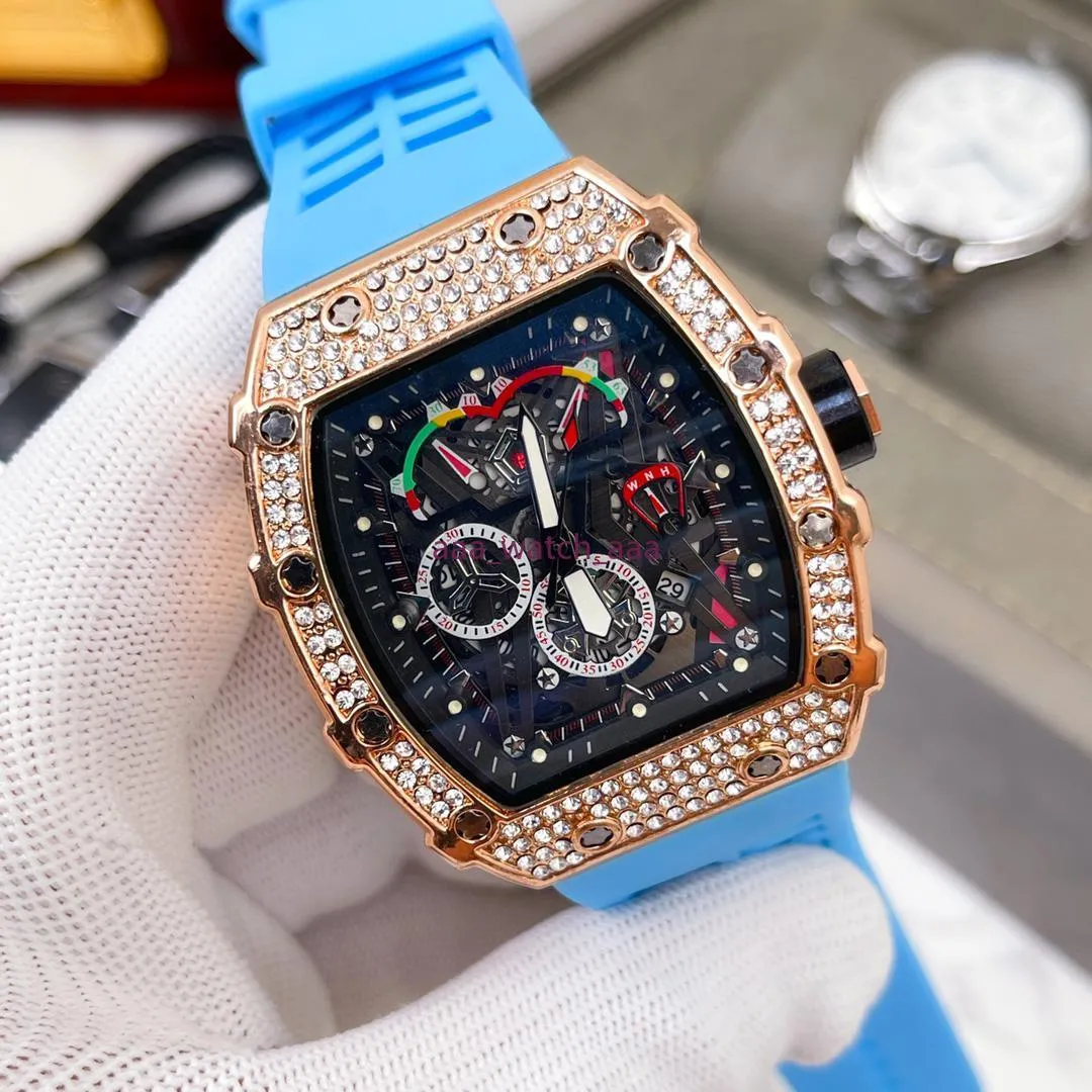 2021 Доминирующие высококлассные мужские модные часы, оборудованные кварцевым движением, чистое ручное мастерство оригинальная импортная резина S269T