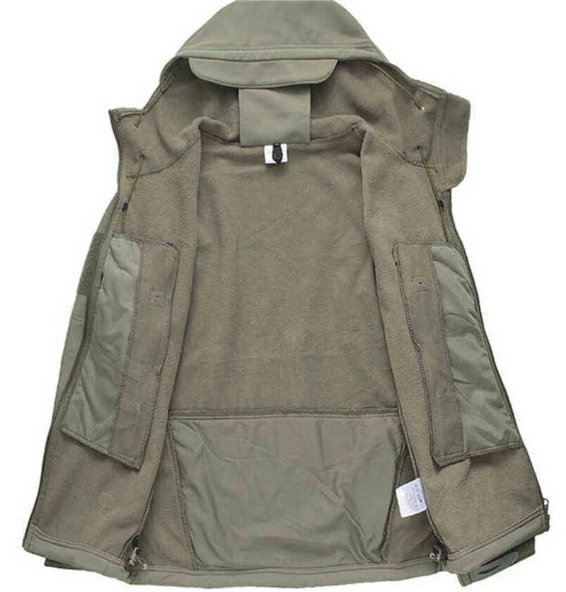 Shark Skin Soft Shell Giacca tattica militare da uomo Giacca a vento impermeabile Cappotto caldo invernale Camouflage con cappuccio Camo Army Abbigliamento 211217