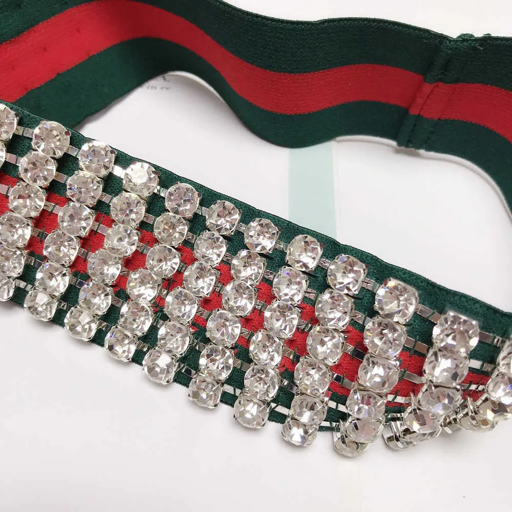 Diadema elástica con diamantes de imitación a rayas rojas y verdes de lujo, joyería para mujer, diadema deportiva con cristales ostentosos para el sudor, tocado X062268V