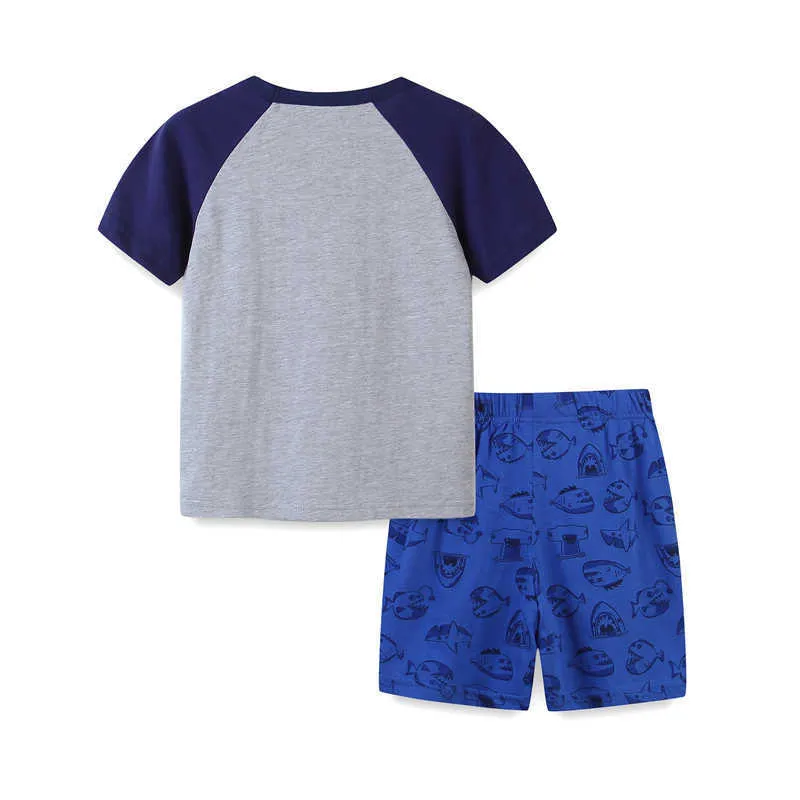 Hoppmätare Pojkar Sommarkläder Set Barnkläder Infant Baby Fashion Shark Bomull Kläder Tecknad T-shirt Shorts Passar 210529