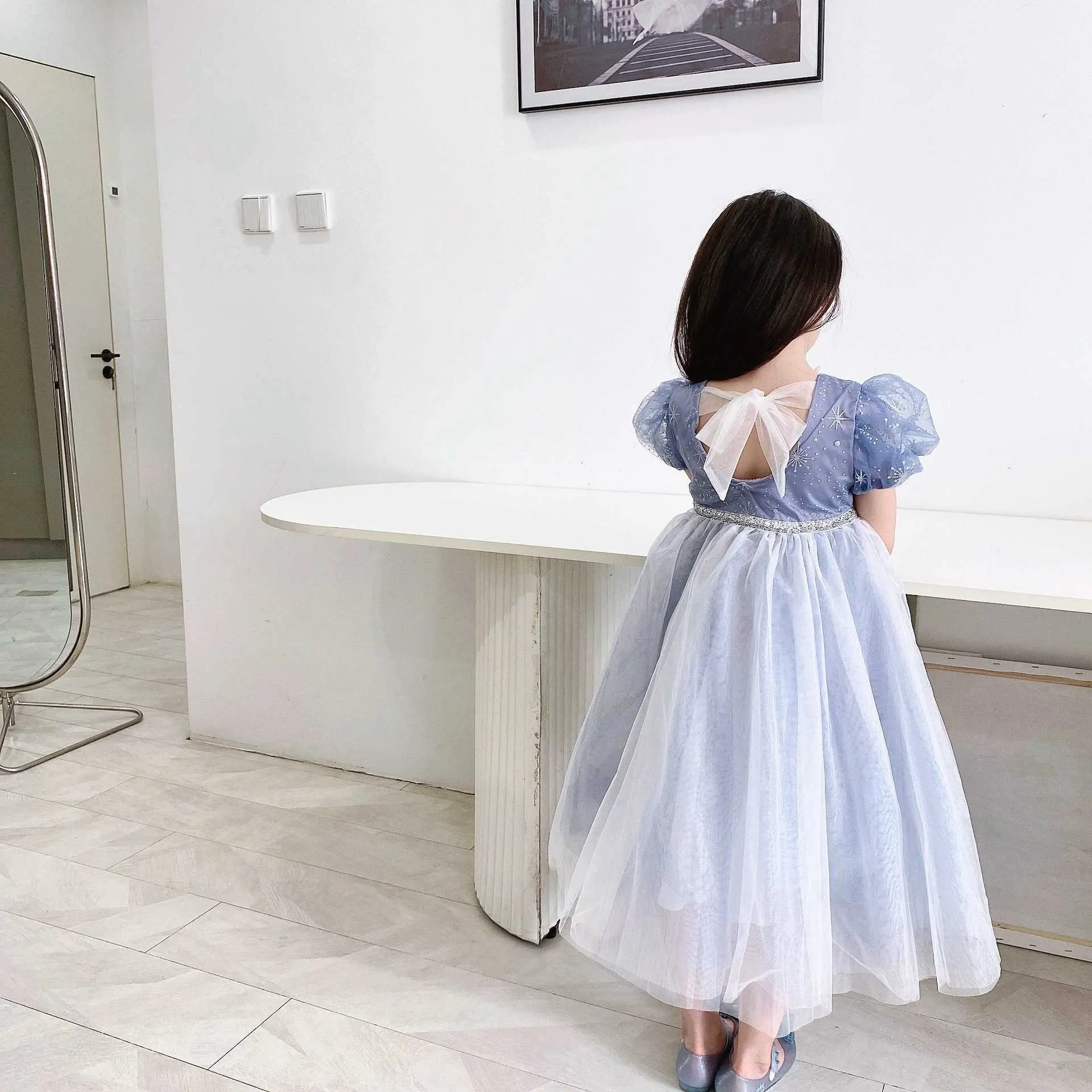 Princesse filles robe flocons de neige bleu glace Tulle avec des arcs beaux enfants Lolita robe de soirée Cltohing 210529