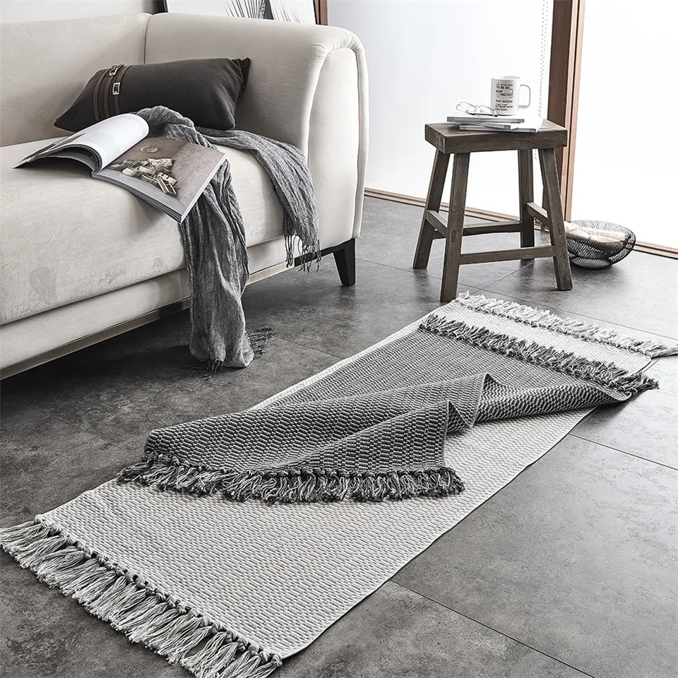 Grå bomull och linne Tassel Woven Carpet Nordic Bedroom Bedside Mat Hand Knotted Rug Simple Furniture Cover 210301
