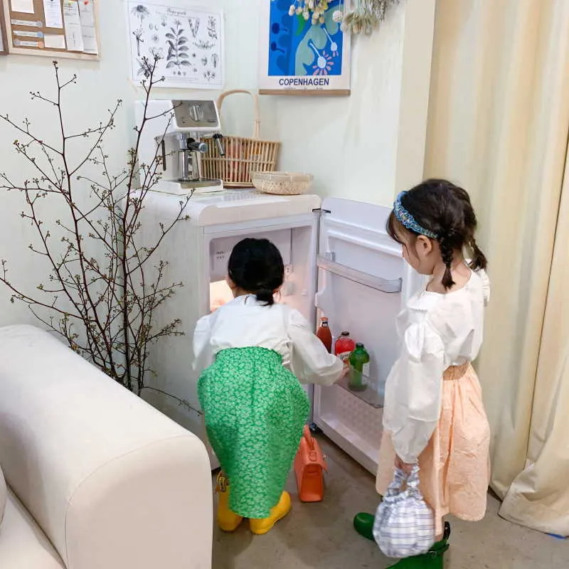 Partihandel Vår Koreansk stil Baby Girl 2-PCS Ställer Broderi Peter Pan Collar + Floral Kjolar Barnkläder E596 210610