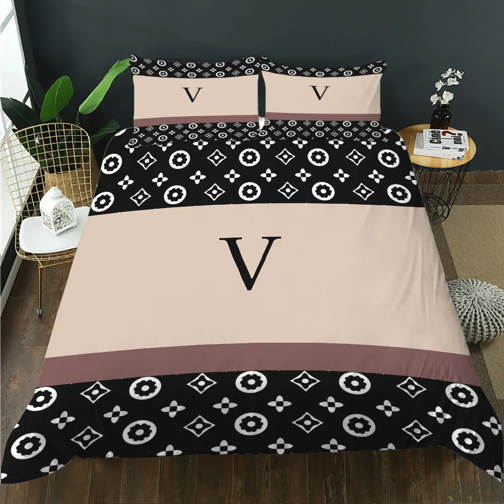 Fashion king size designer bedding set covers letter printed silk