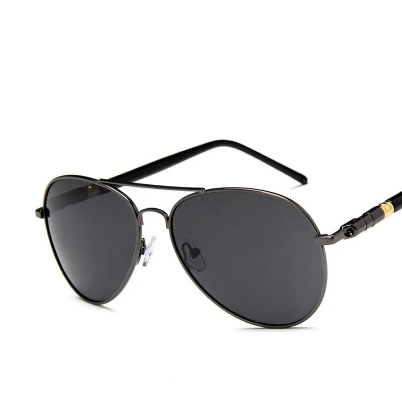 Sonnenbrille Marke Designer polarisierte Männer polarisierte Fahrt Schatten Schwarzer Pilot männlicher Retro -Sonnenbrillen für Männer Frauen280c