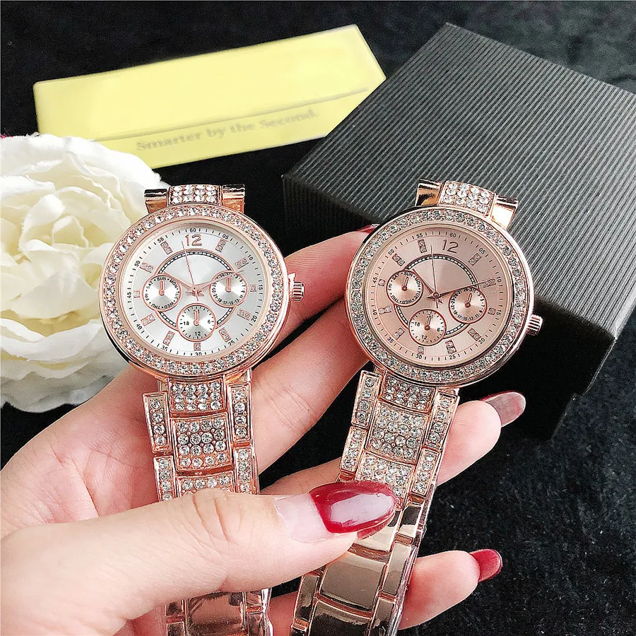 Montres de marque femmes dame fille cristal Style métal acier bande Quartz montre-bracelet en 022656