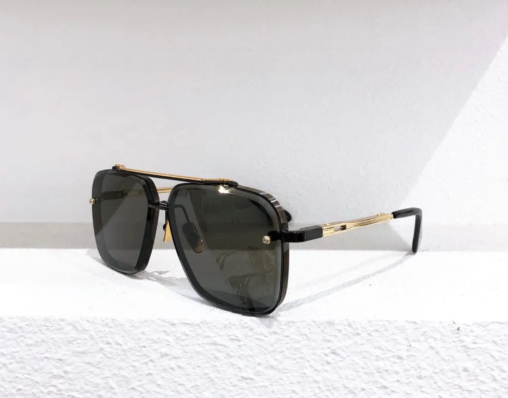 Square Sunglasses Black Iron Frame Brown Gradient Lens Sonnenbrille Sun Glasses for men occhiali da sole uv400 protection with box219I