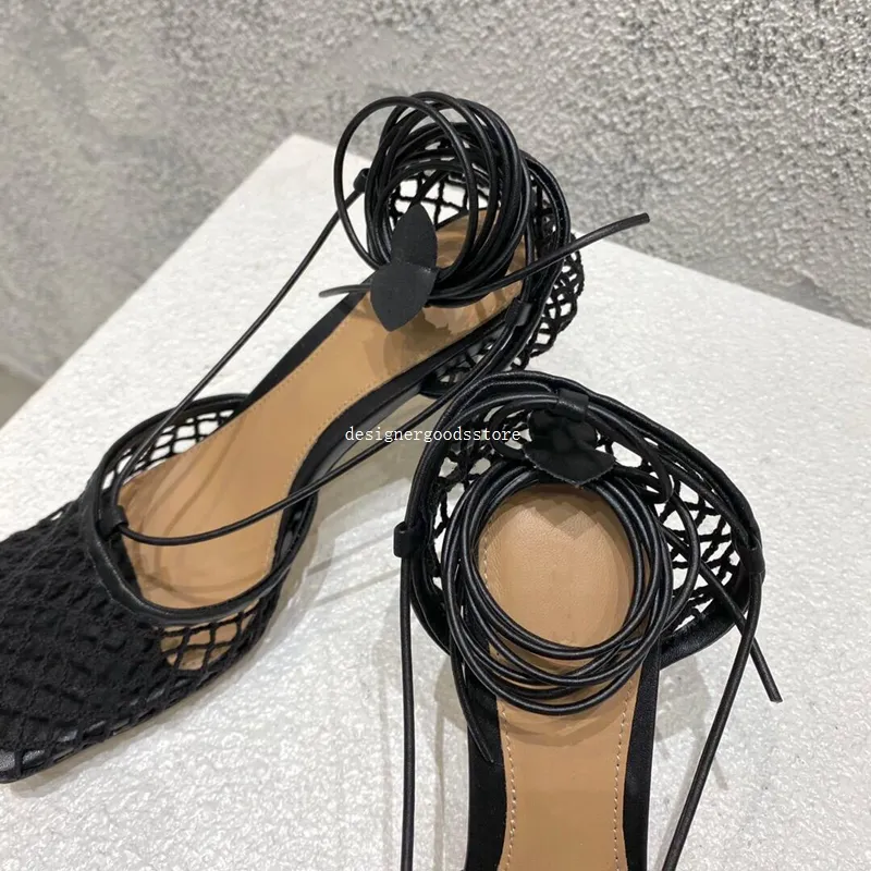 신발 디자이너 여성 스파클 스트레치 샌들 패션 가죽 라인 석 메쉬 샌들 슬라이드 디자이너 Ladie 하이힐 Wypm # 2022 결혼식 발 뒤꿈치