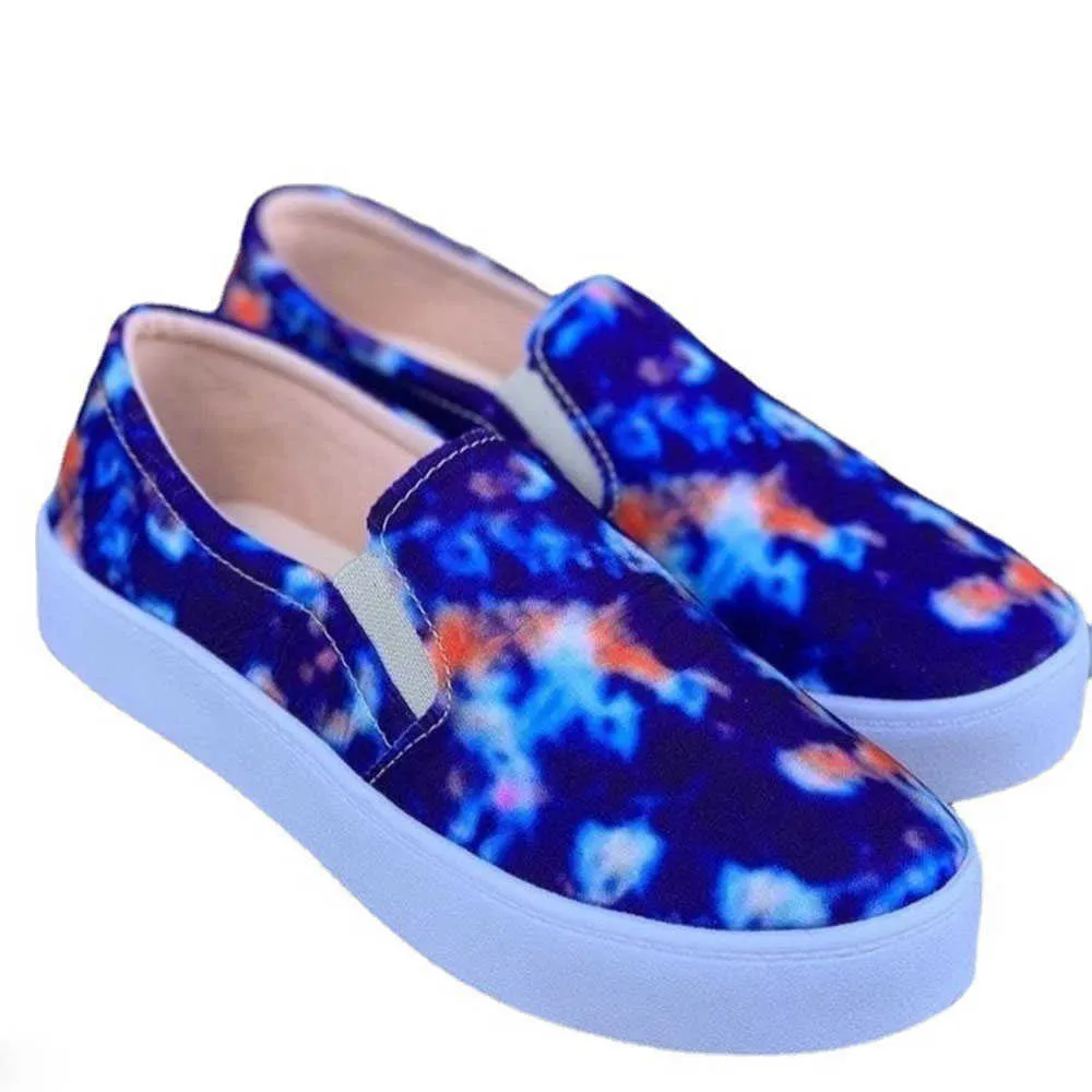 Baskets florales pour femmes 2021 Toutes les saisons Daily Tie Dye Dames Chaussures de toile confortables 36-43 Grande taille Femme Casual Slip on Mocassins Y0907