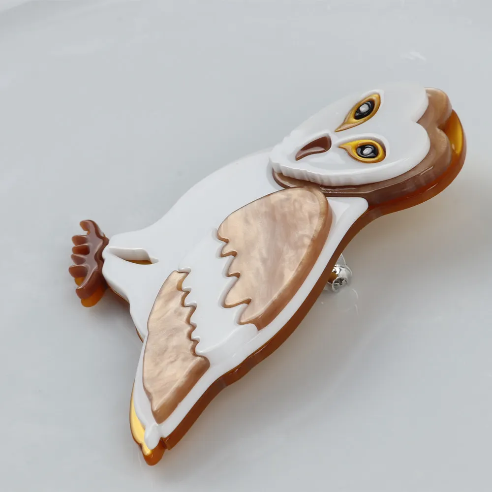 FishSheep Big Owl Acrylic Brooches Pins For Women Cute Animal Birds Brooch Lapel Pin Badge Casual Clothes Jewelry Banquet Gifts