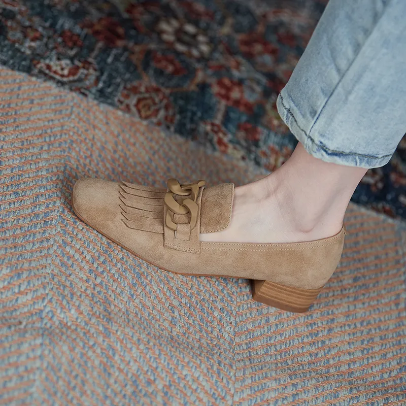 Frauen Echtes Leder Loafer mit niedrigem Absatz Karree Schafe Wildleder Kette Loafer Slip auf Schuhe Damen Gemütliche Casual Schuhe 2021 neue