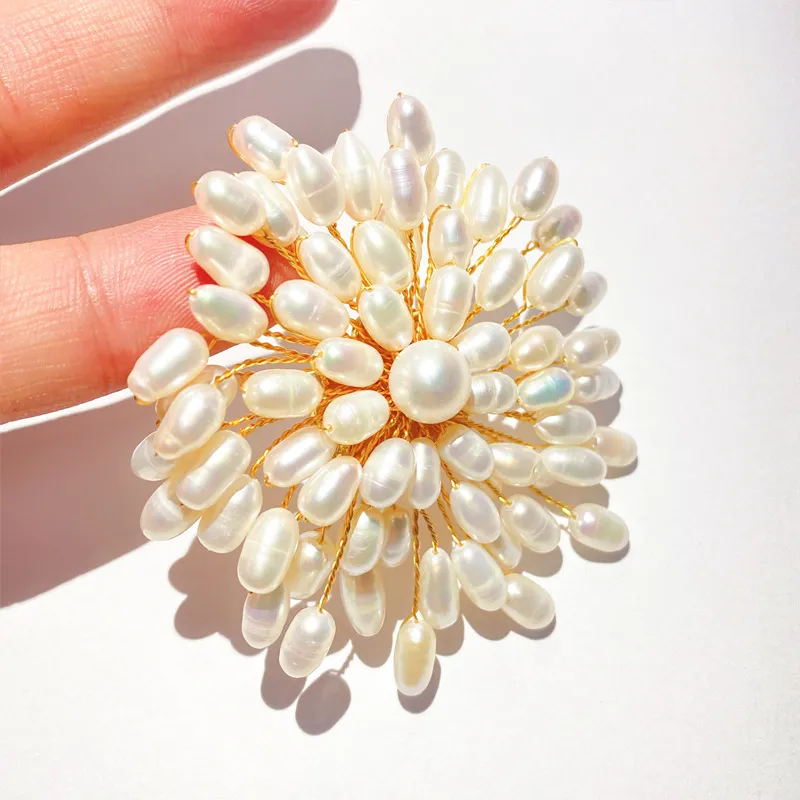Natural Freshwater Pearl Brooch Pin By Handmade 2021 Fashion Wedding Bridal Corsage Jewelry Luxury Bouttoniere Accessories