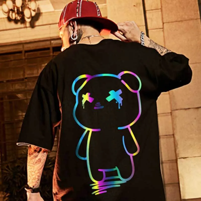 T-shirts surdimensionnés Cartoon Bear Imprimer T-shirts arc-en-ciel réfléchissants Harajuku Streetwear Top Tees Coton Casual Demi-manches Vêtements 220224