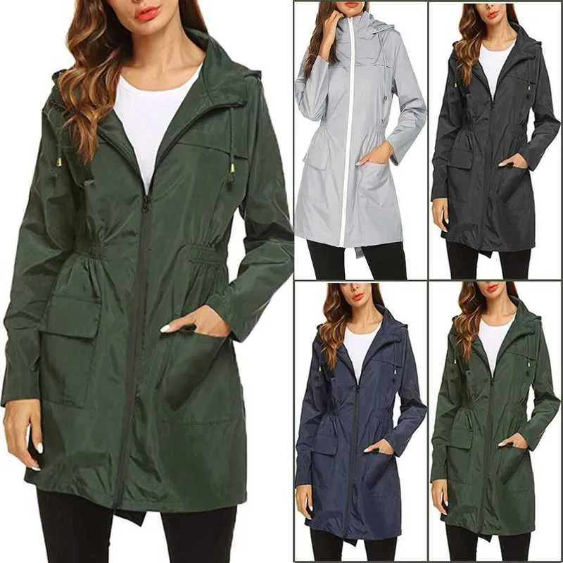 Femmes coupe-vent manteau de pluie Style de base poches zippées à manches longues coupe-vent à capuche imperméable randonnée extérieur manteau grande taille 210928