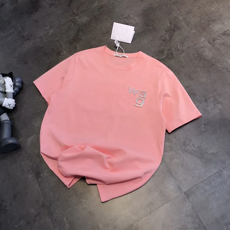 럭셔리 디자인 여름 중간 긴 프론트와 뒷면 레이저 라이트 오목한 볼록 강철 글자 둥근 목 티셔츠 여성의 간단한 느슨한 캐주얼