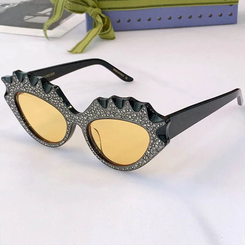 Designer Sonnenbrille G 0781s Damen Luxury Fashion Classic Persönlichkeit Cat Eye Frame mit Silber Diamonds Frau Party Reise Outdoo247v