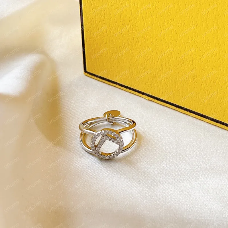 Projektant litera 925 srebrne pierścienie luksusowe projektanci Prążyki mody biżuteria dla kobiet mężczyzn ładny prezent urok 6-8 rocznica 259t