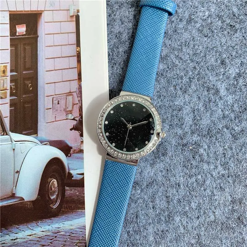 Zegarki marki Kobiety Dziewczyna Kryształowy Styl Dial Skórzany Pasek Kwarcowy Wrist Watch BV11