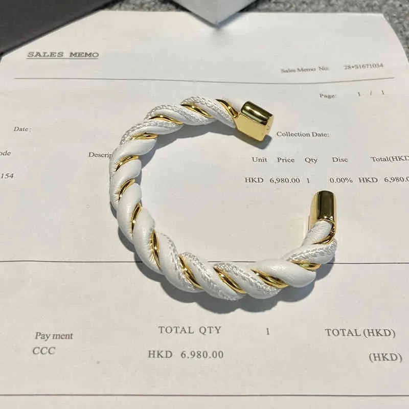 2021 Top ing marque bijoux de luxe haute couture Collision en cuir véritable et métal torsion Bracelet Bracelet pour les femmes cadeau