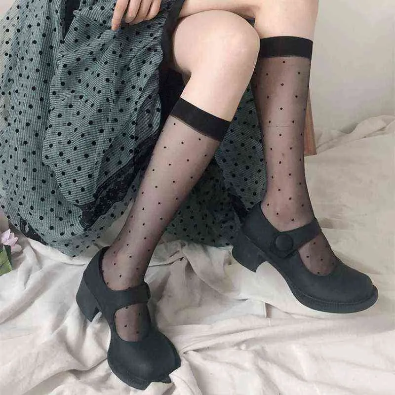 Kvinnor Sexig Polka Dot Tryck Strumpor Knä High Socks Soft Nylon Elastic Fishnet Girls Lolita Söt mode Långben Strumpor Svart Y1119