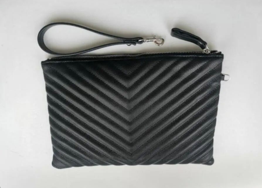 2021 Diagonal Travel Toatetry Pouch 26 cm Protection Makeup Clutch Women äkta läder Vattentät 19 cm Designer Kosmetiska väskor F3267