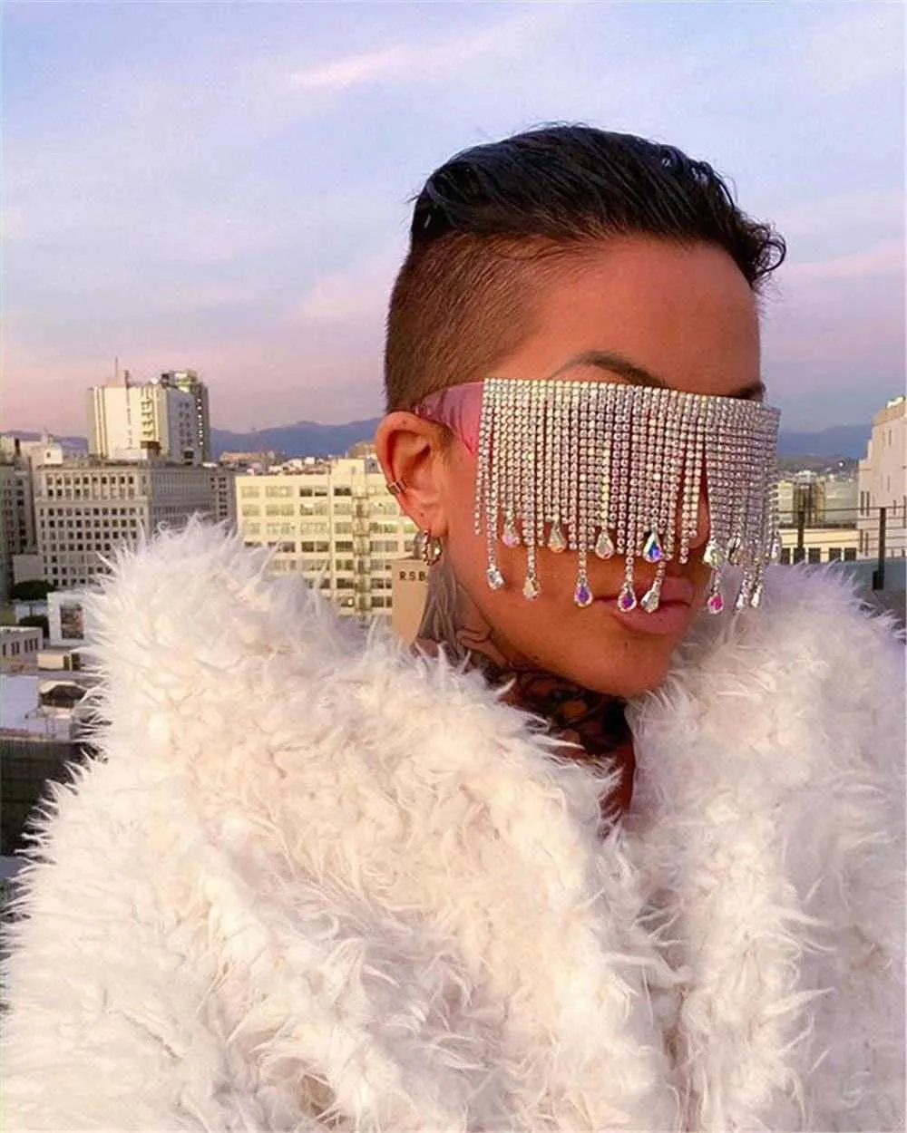 Gafas de sol de lujo con borlas de cristal y diamantes de imitación para mujer, máscara de fiesta, gafas punk, sombra