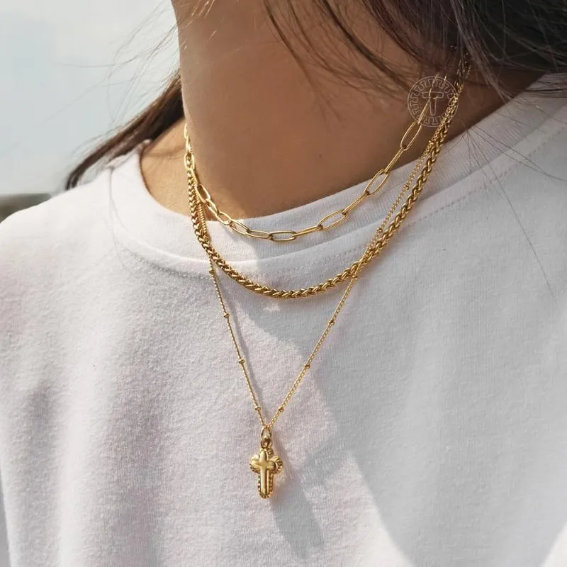 Cadenas Collar de collar de mujeres Juego de oro en capas Color de acero inoxidable Paperclip Clip Cadena de enlace Satélite Tiny Cross Charm LDN2268M