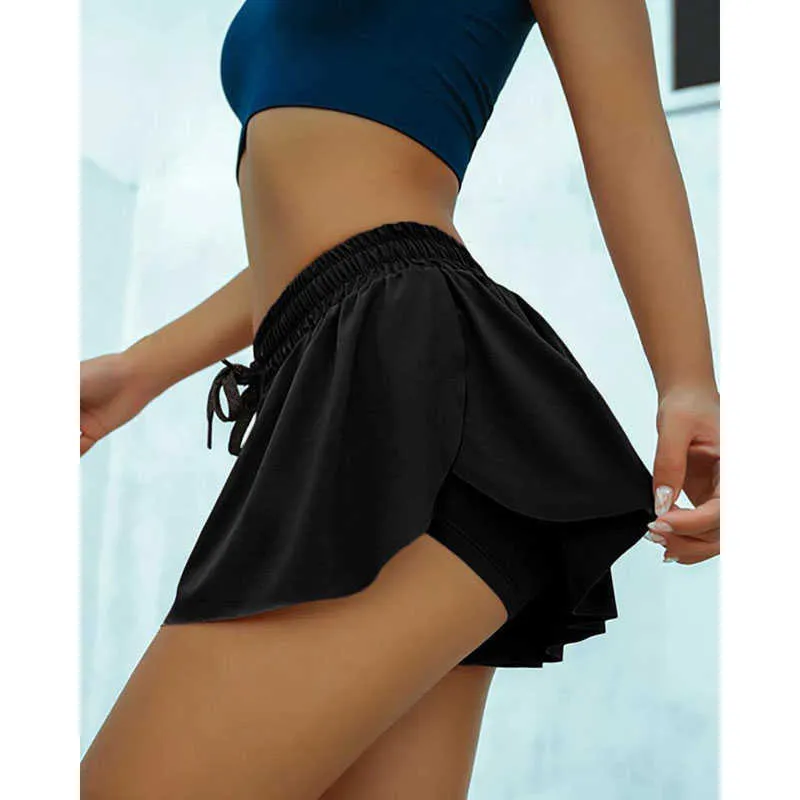 Summer Sexy Loose Women's Leisure Sports Light Proof shorts Breathable Fast Dry Tight Shorts Fashion Pleated 210719
