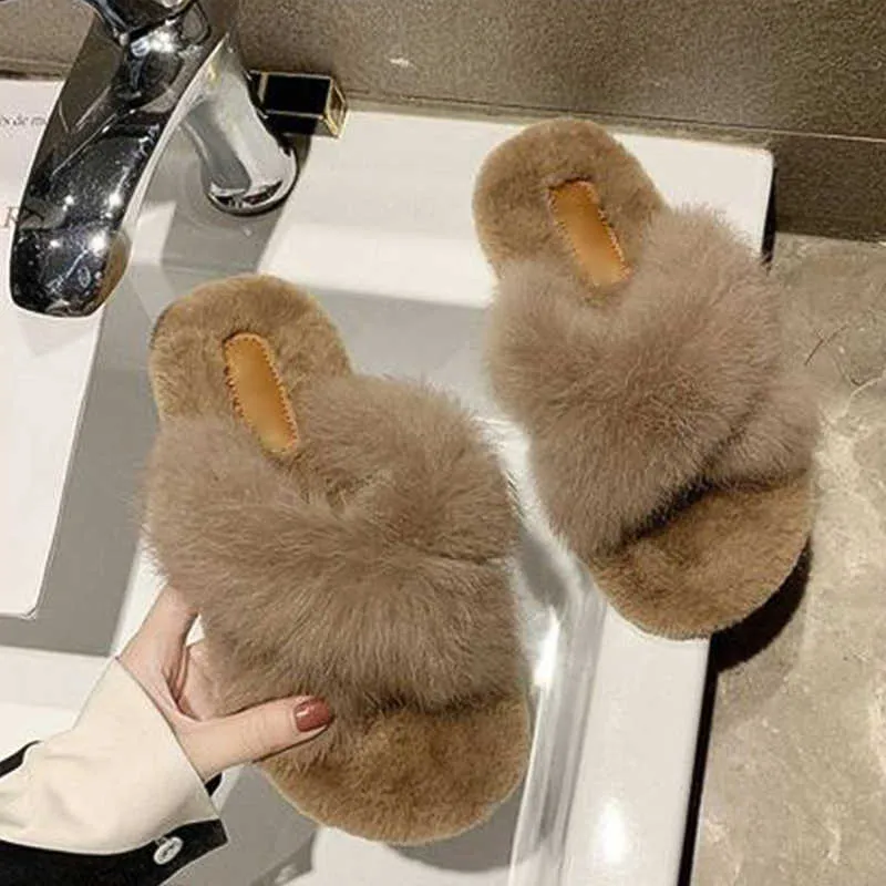 Faux Fur Slippers Furry Slides For Women Fluffy Flip Flops Home Cozy Slippers Winter House Plush Female Shoes Slip On Flats 2021 Y0902