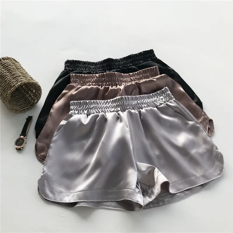 Été Casual Femmes Bas Femmes Satin Shorts Faux Soie Hot Shorts Brillant Glitter Large Jambe Pantalon Court Mi Taille 914 210306