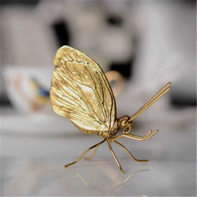 Creativo decorativo artigianato in metallo rame oro formica farfalla ornamento fatto a mano la casa decorazione di arte moderna accessori 210811