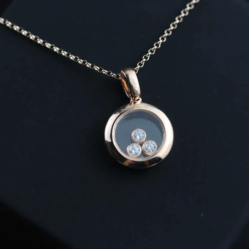 2022 Novas jóias de prata esterlina pura de 925 para mulheres pingentes de pedra do colar de praia Happy Move Diamond Design de luxo de luxo de luxo