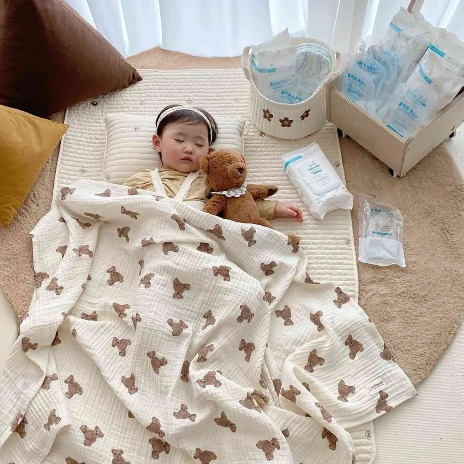 綿の赤ん坊の毛布生まれた柔らかな有機毛布のムスリンスワドルラップ給餌バープロ布タオルスカーフのもの211105