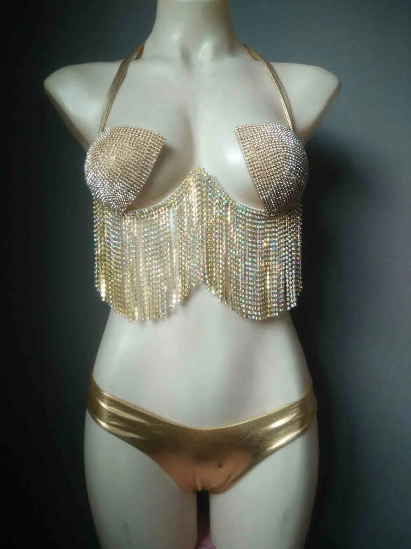 Semester Sexig Tassels Diamond Bikini Set Populära kedja Badkläder Push Up Women Beachwear Hot Baddräkt 210305