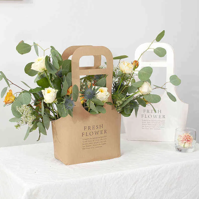 Sacs d'emballage de cadeaux de Noël avec poignée de mariage fête d'anniversaire faveur cadeau papier kraft sacs sacs de stockage de fleurs alimentaires H1231