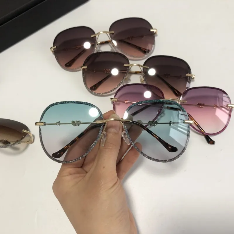 Trending Женские солнцезащитные очки с бриллиантами, имитация градиента цвета UV400, 220221226T