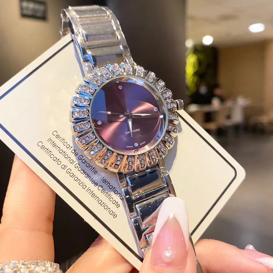 Montres de marque femmes fille cristal fleur Style bracelet en acier montre-bracelet à Quartz CH52250P