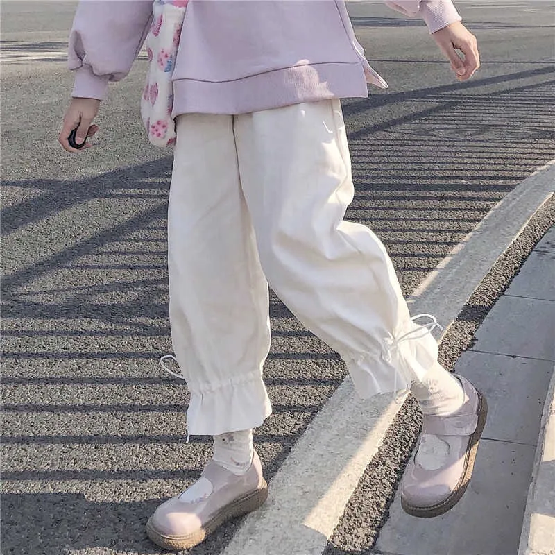 2020 Ny japansk lolita stil vårkvinnor byxor hög midja svart vit lösa kvinnliga byxor söt kawaii söt preppy capris q0801