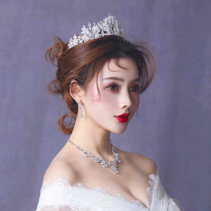 Wedding Crown Tiara Bridal Headpiece Hair Accessoires Bride Princess Crown Tiaras and Crowns Wedding Crystal Headband X06256944814