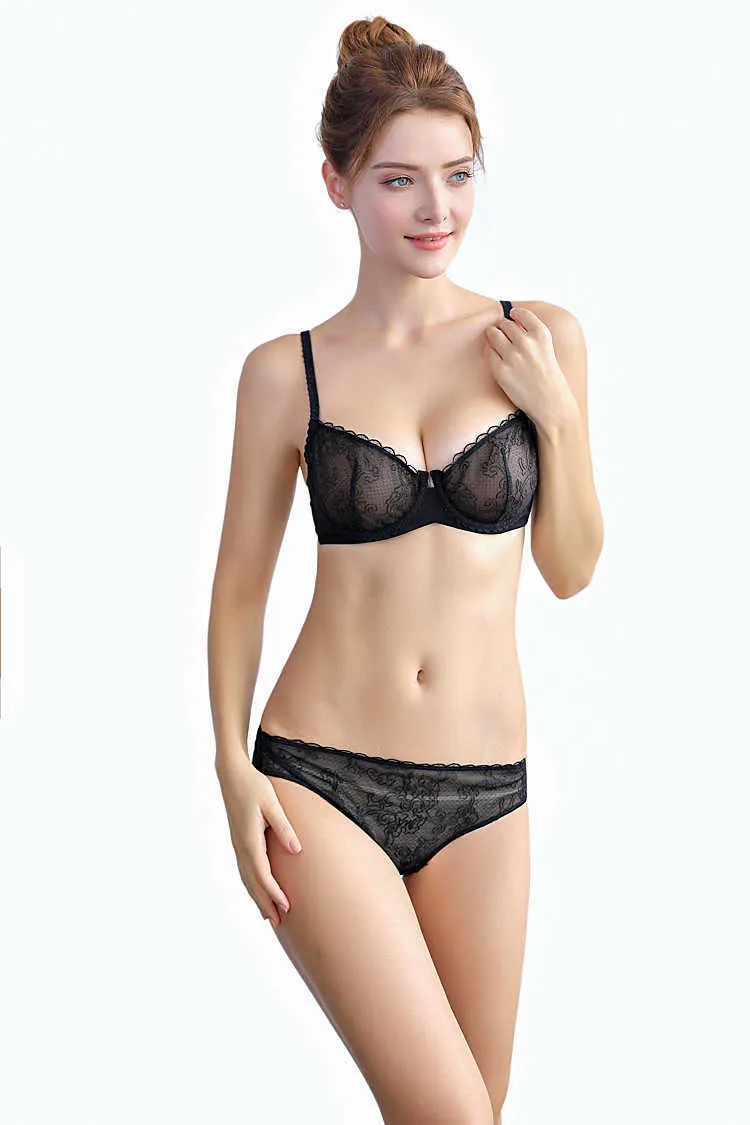 مجموعة مثيرة Shuchan Ultrathin Lingerie Set بالإضافة إلى حجم حمالات B C C Cup Sexy Lace Bra Set Women Women Intraprent Women Intelder Temproidery 1709 L2403