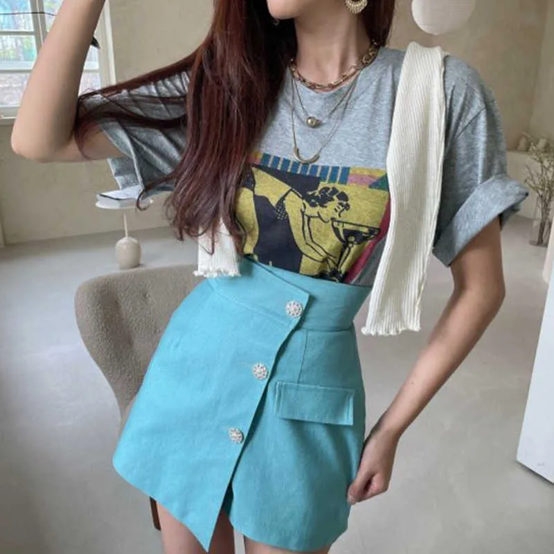 Korejpaa Women Sets Summer Korean Trendy Round Neck Print Short-Sleeved T-Shirt High-Waist Three-Button Irregular Skirts 210526