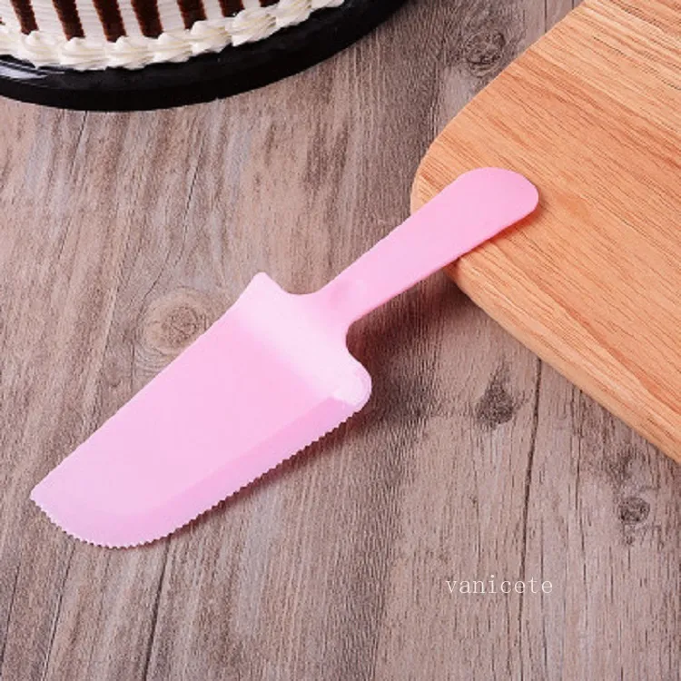 Birthday Cake Cutter Disposable Dessert Cutter Knife Plastic Tableware for Wedding Birthday Party Cake Tools T2I52739