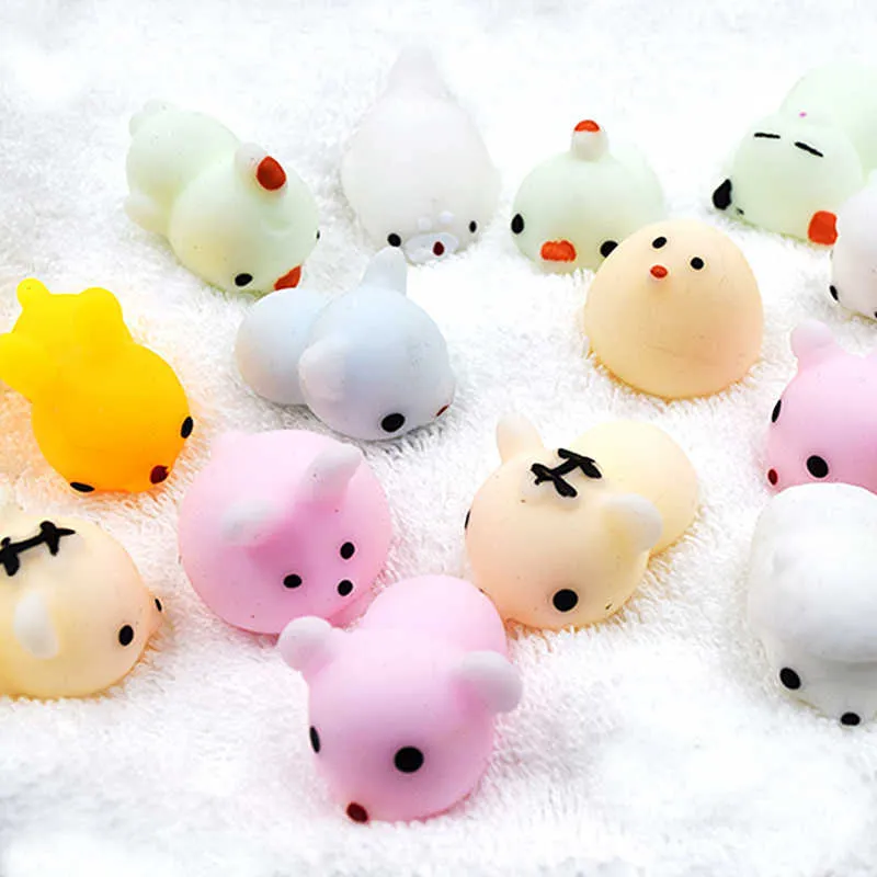 Mini Fashion Squeeze Toy Cute Squeeze Squishy Kawaii Cartoon Animal Stress Reliever Langzaam opkomende leuk speelgoed voor volwassenen Anti Stress Y0910