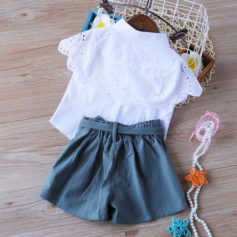 Sommarflickor set ärmlös barnkläder solid färg spets t-shirt + shorts kostym kläder för tjej barn 210528